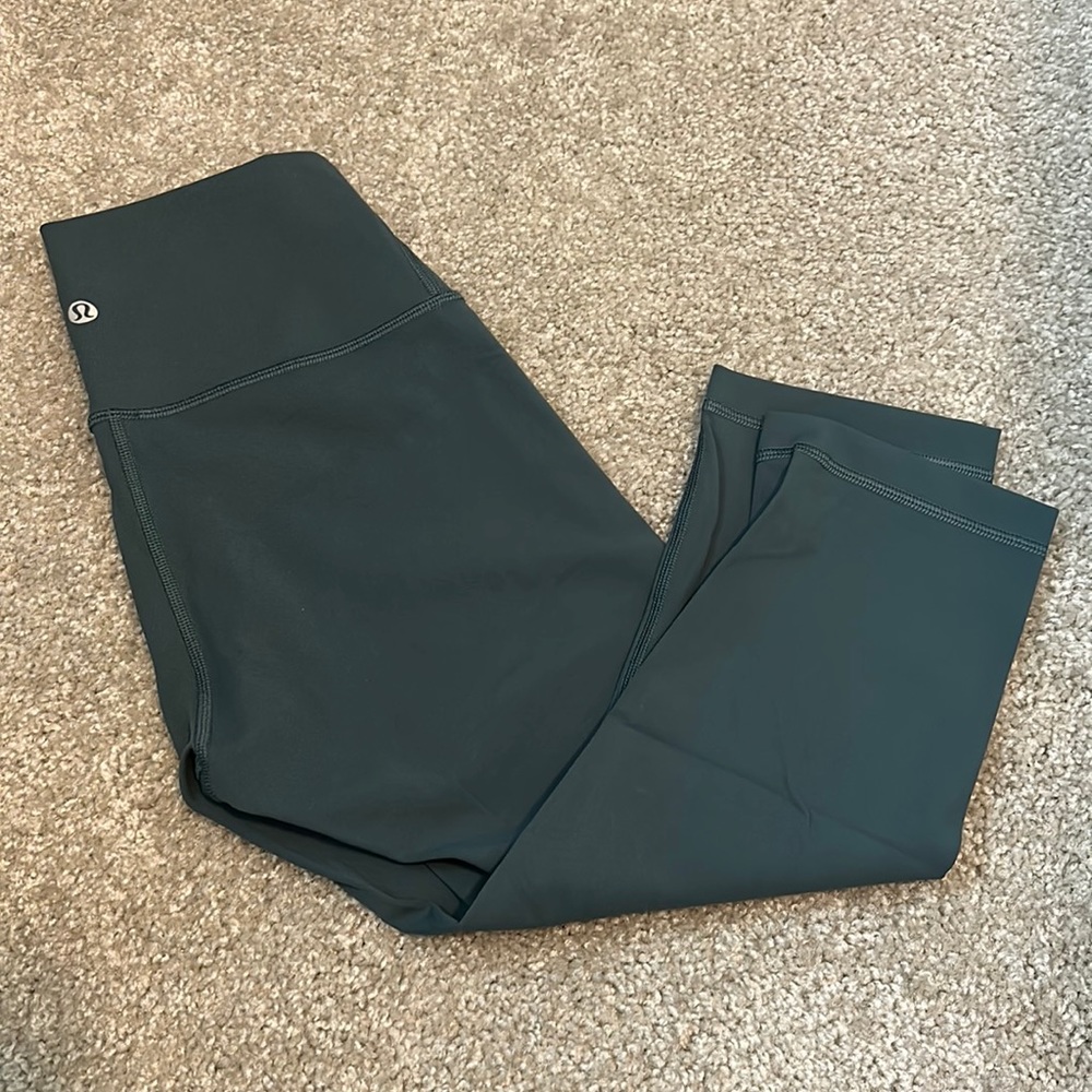 18 in lululemon luxtreme leggings